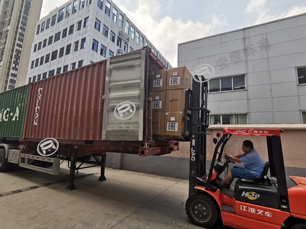 電伴熱、電采暖產(chǎn)品裝柜運輸